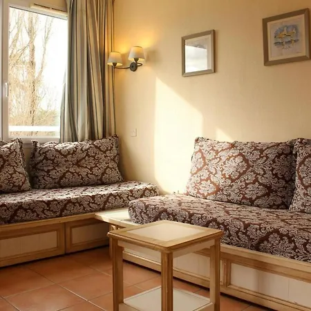 Appartement Royal Park, T2 - Avec Piscine - - Zlb070-2333 *